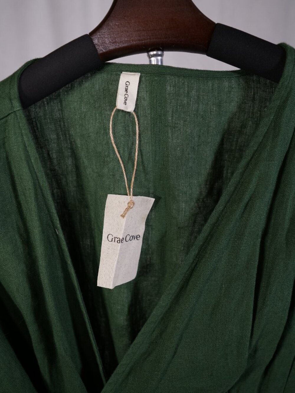 Grae Cove Green Wrap Midi Dress Pockets NWT Coastal Linen Look - Picture 2 of 8
